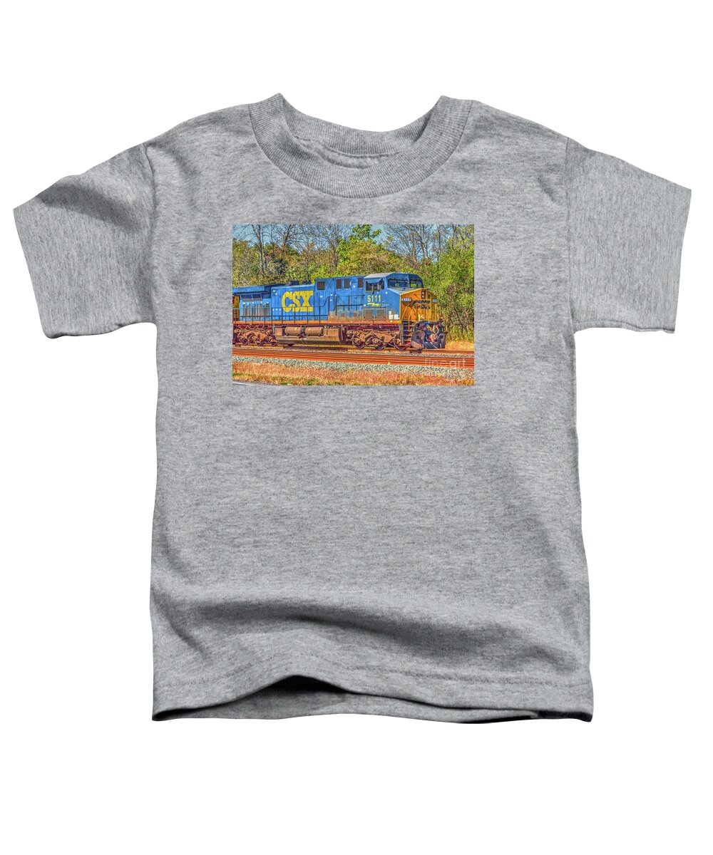Train Toddler T-Shirt featuring the photograph CSX Locomotive 5111 by Rod Best