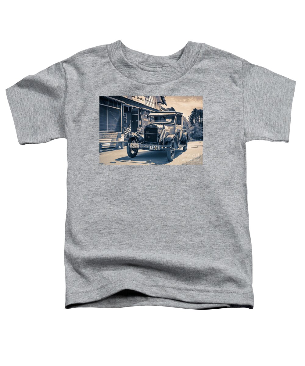 Danbury Toddler T-Shirt featuring the photograph Danbury Country Store Ford Pickup by Edward Fielding