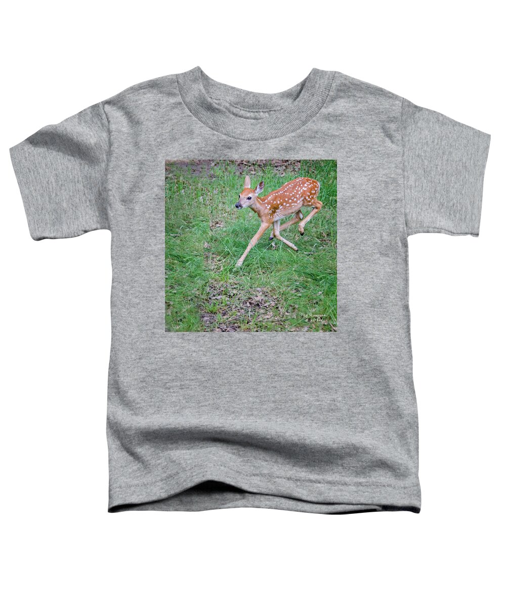 Fawn Toddler T-Shirt featuring the photograph Deer Dance by Peg Runyan