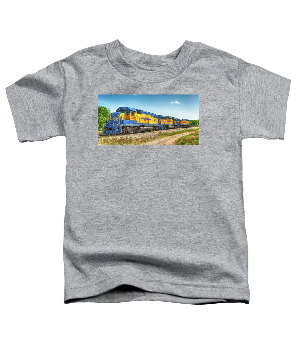 Diesel Locomotive Toddler T-Shirt featuring the photograph Taking a Break by Victor Culpepper