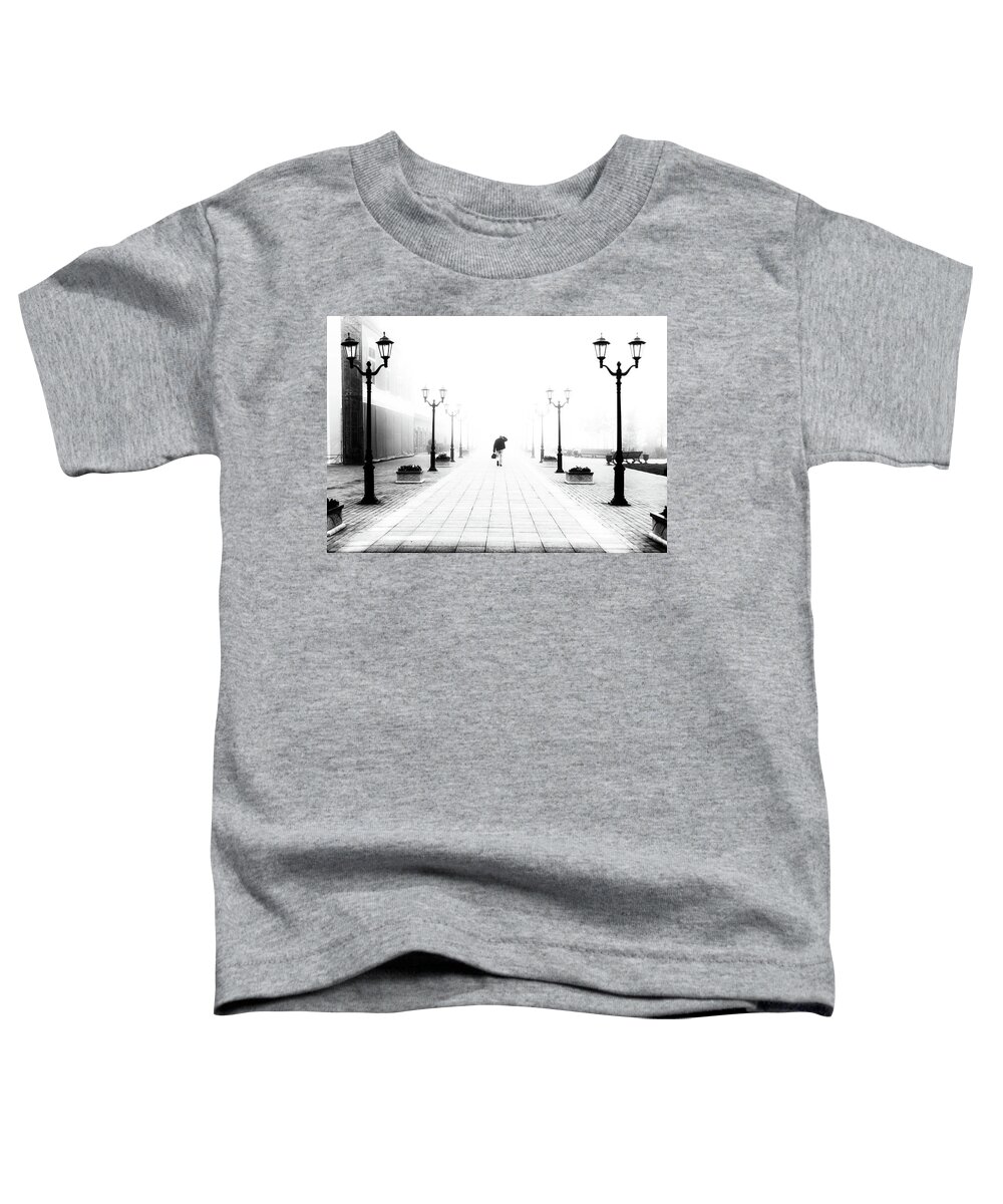Man Walking Fog Toddler T-Shirt featuring the photograph Scratched Head in the Fog by John Williams