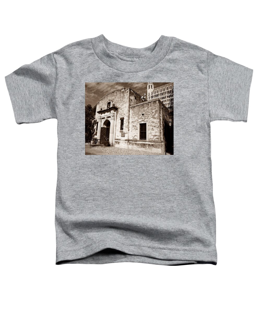  Toddler T-Shirt featuring the photograph The Alamo by Thomas Medaris