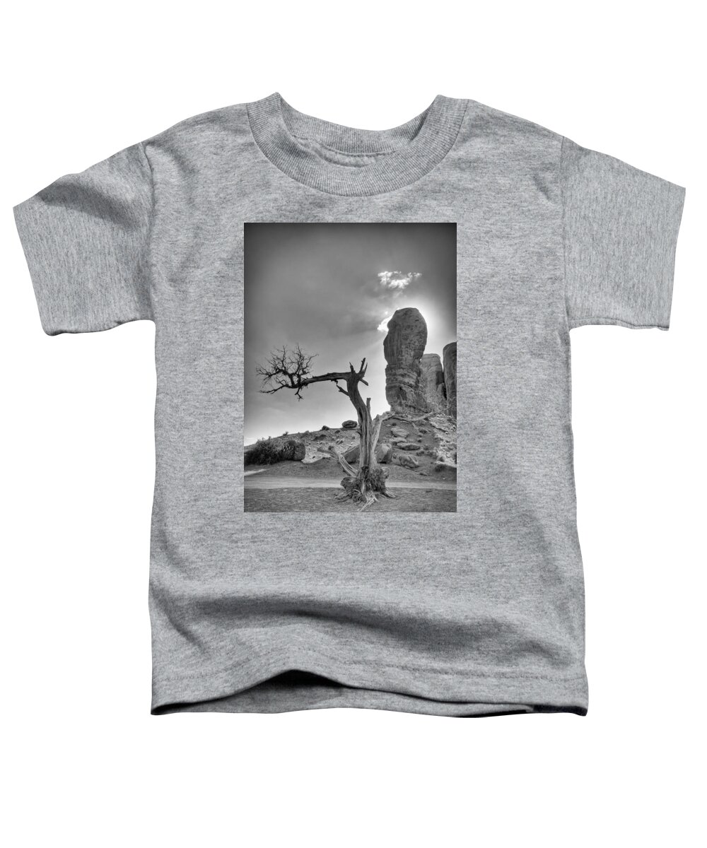 America Toddler T-Shirt featuring the photograph The Old Tree by Andreas Freund