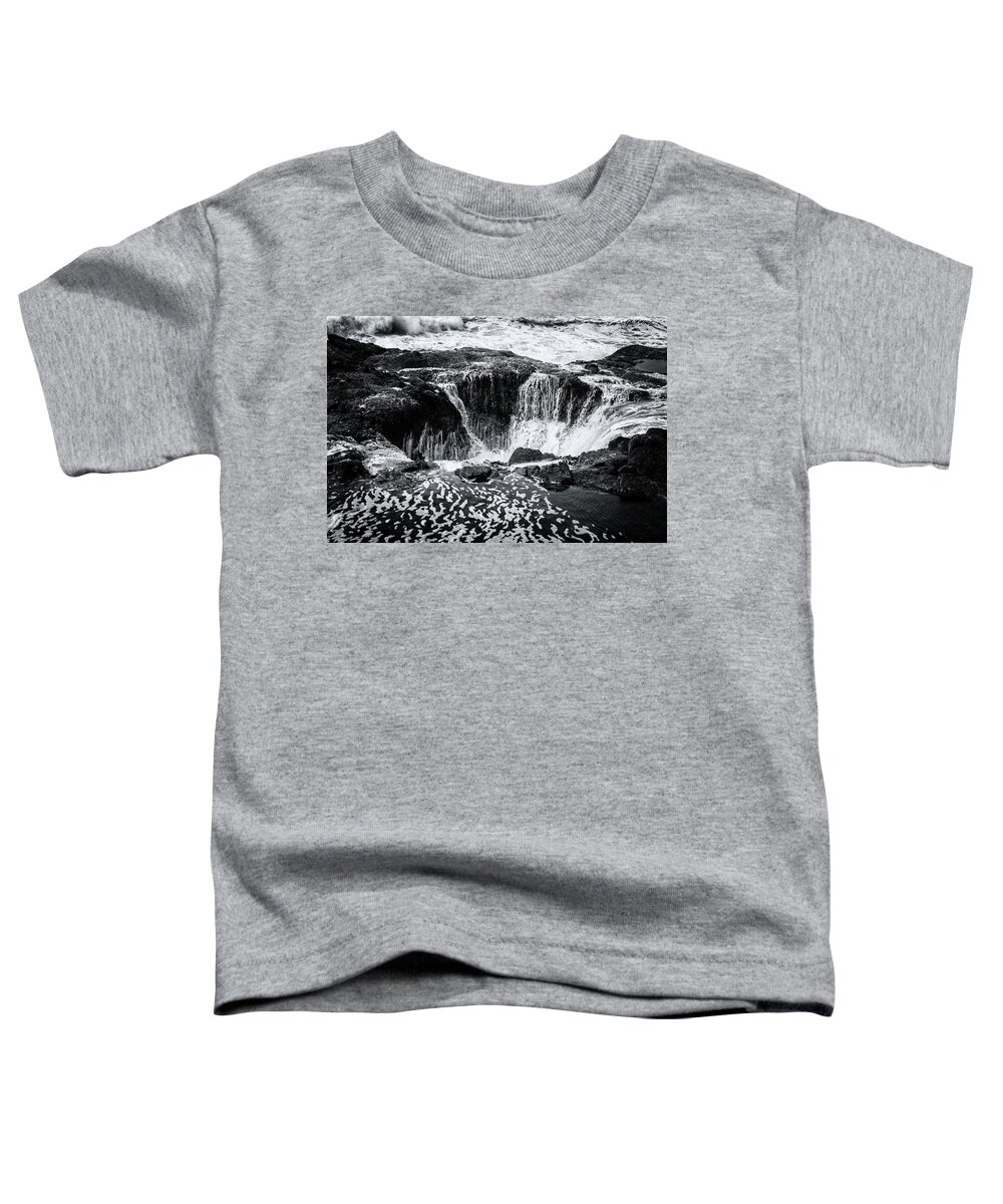 Thor's Well Toddler T-Shirt featuring the photograph Thor's Well, No. 3 bw by Belinda Greb