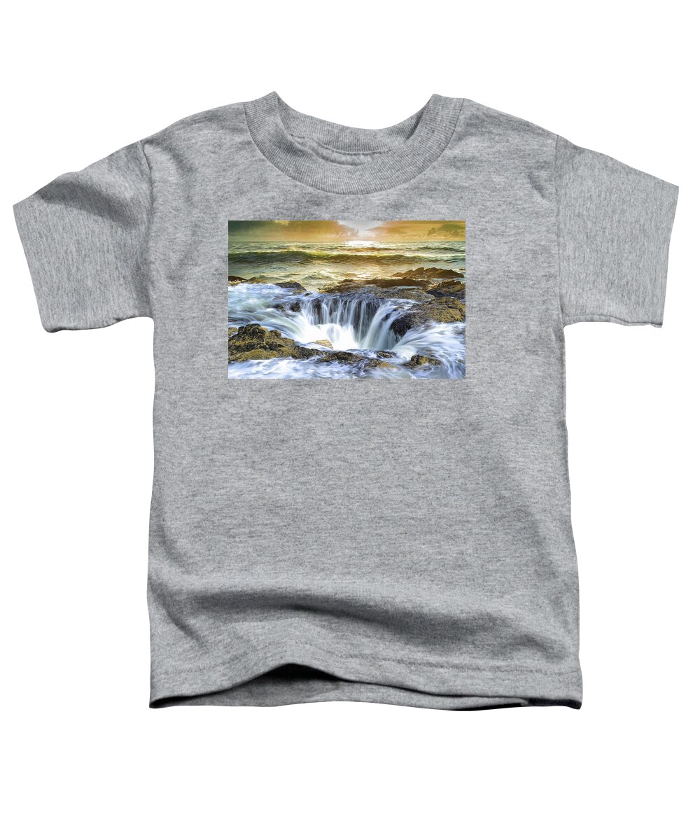 Thor's Well Toddler T-Shirt featuring the digital art Thor's Well - Oregon Coast by Russ Harris