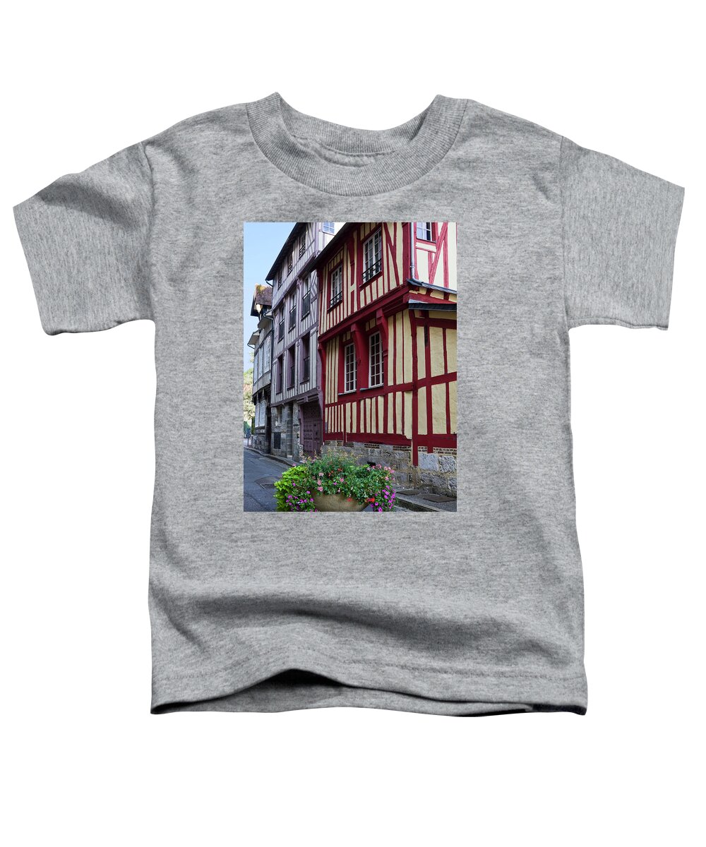 Pedestrian Street Toddler T-Shirt featuring the photograph Tudor Buildings by Sally Weigand