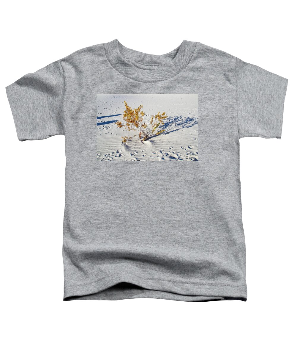 Monument Toddler T-Shirt featuring the photograph Wild Plant in White Sands by Roslyn Wilkins