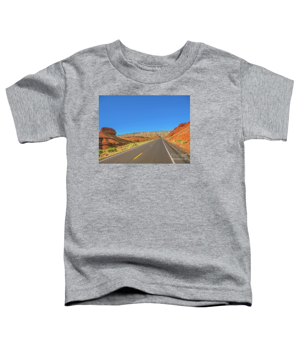 Bighorn Lake Toddler T-Shirt featuring the photograph Highway in Bighorn Canyon #1 by Benny Marty