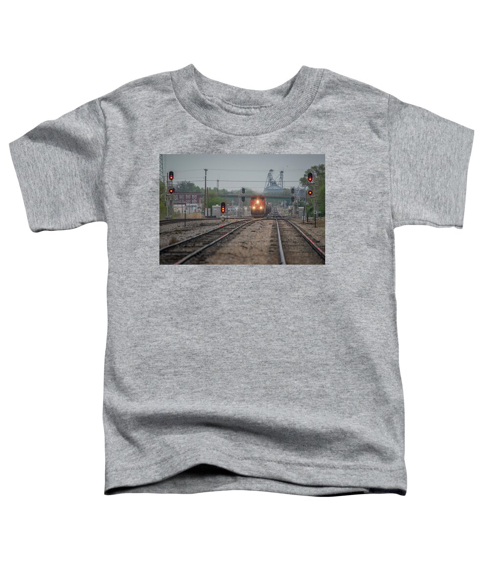 Railroad Toddler T-Shirt featuring the photograph N 8874 leads a mixed freight by Jim Pearson