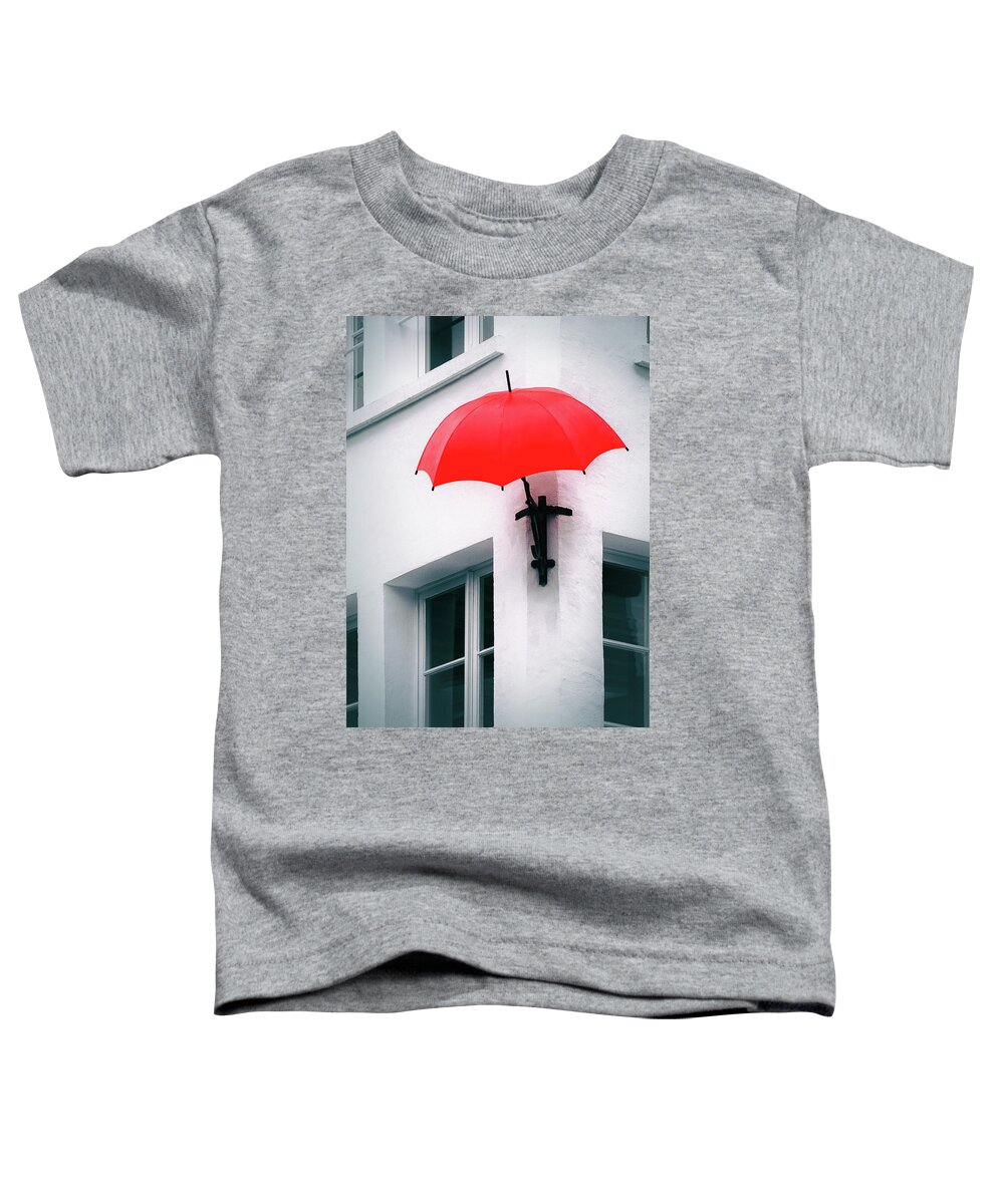 Antwerp Toddler T-Shirt featuring the photograph Rain Or Shine by Iryna Goodall