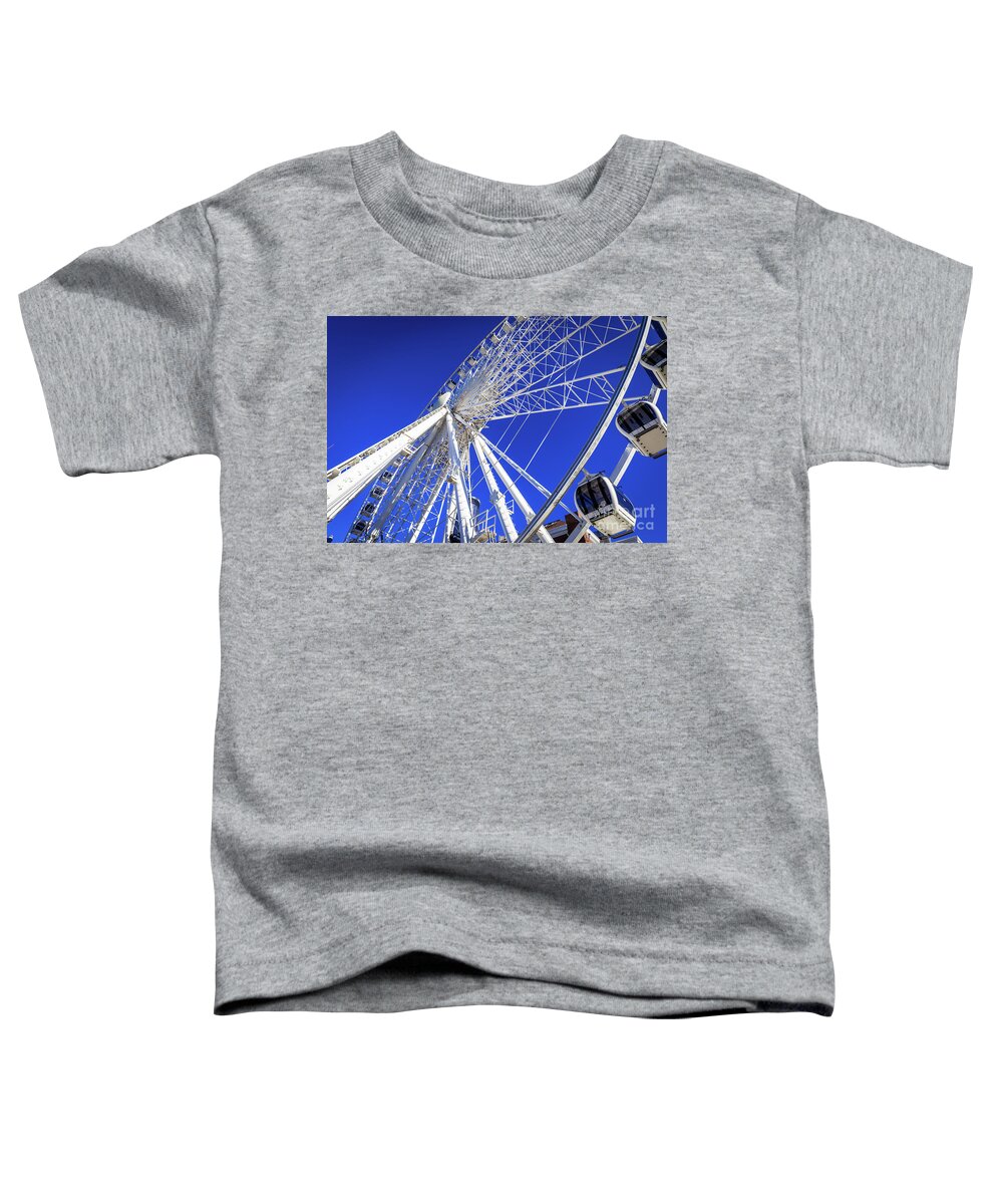 Skyview Atlanta Ga Ferris Wheel Toddler T-Shirt featuring the photograph Skyview Atlanta GA Ferris Wheel 1 by Sanjeev Singhal