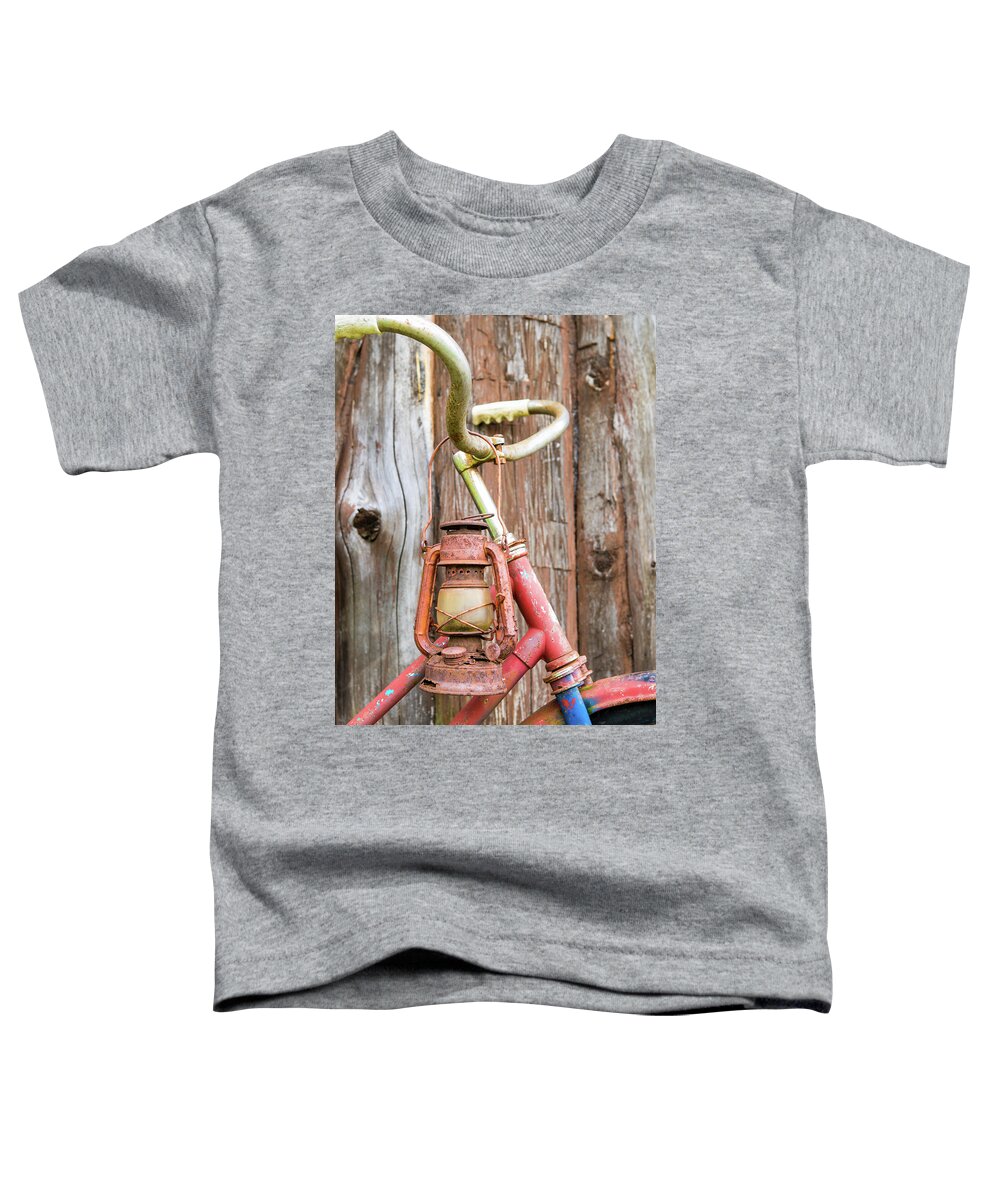 Aberfoyle Market Toddler T-Shirt featuring the photograph Vintage Bicycle by Nick Mares