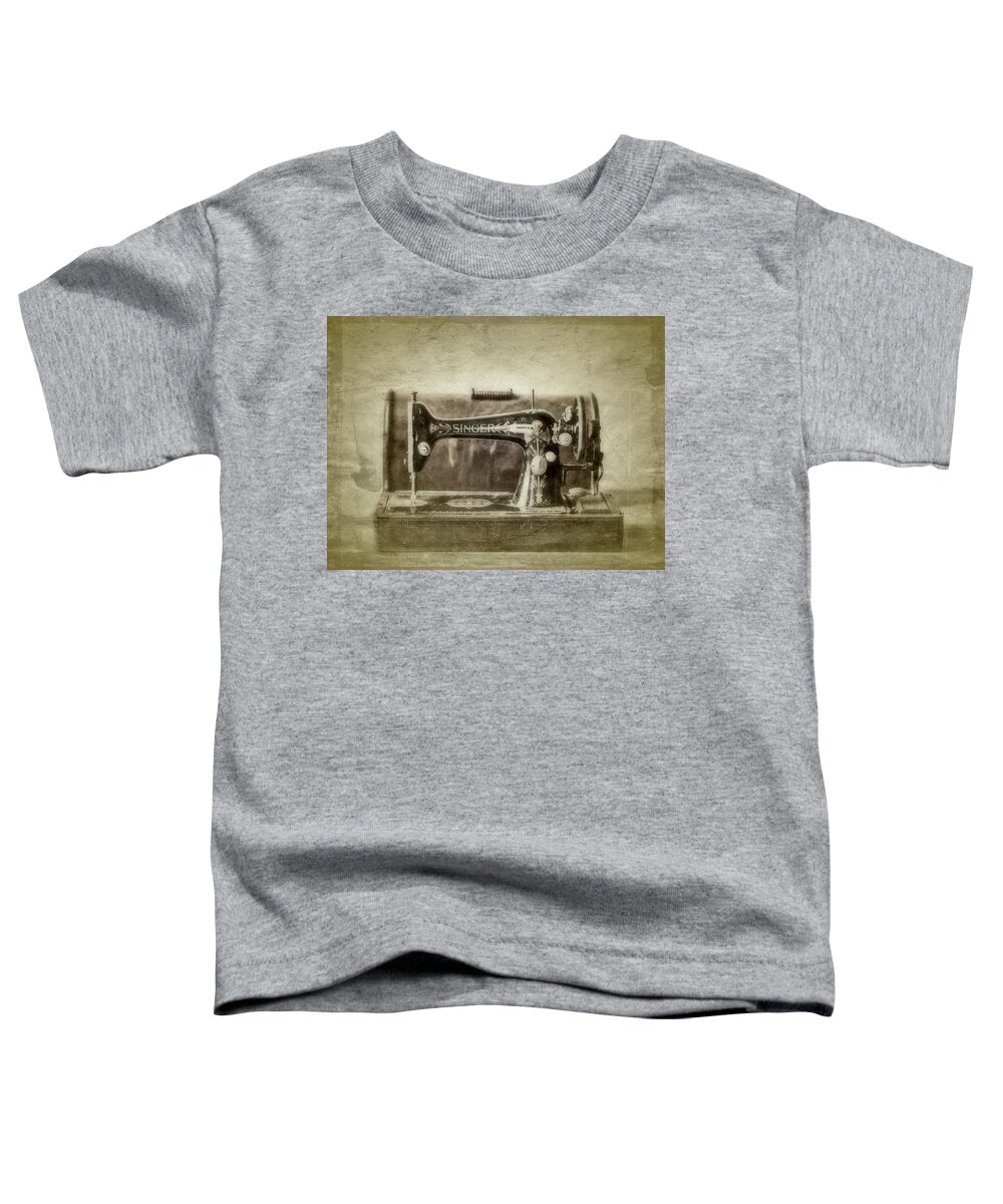 Antique Singer Sewing Machine Toddler T-Shirt featuring the photograph Antique Singer Sewing Mawichine by Susan Maxwell Schmidt