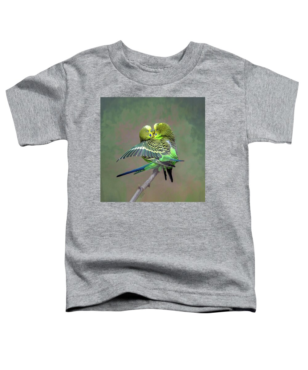 Parakeets Toddler T-Shirt featuring the photograph Budgie Love by Judi Dressler