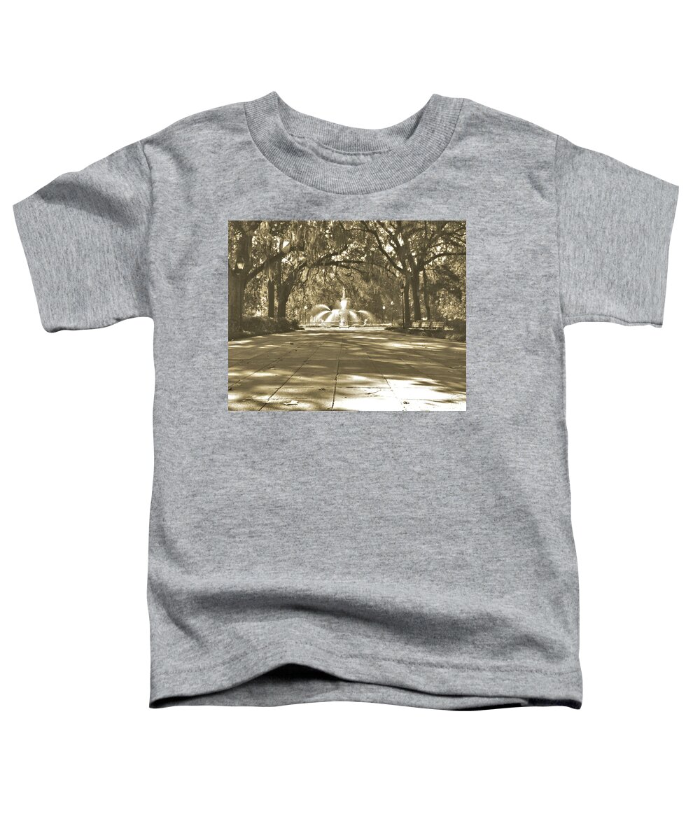 Forsyth Park Toddler T-Shirt featuring the photograph Forsyth Park Fountain by Theresa Fairchild