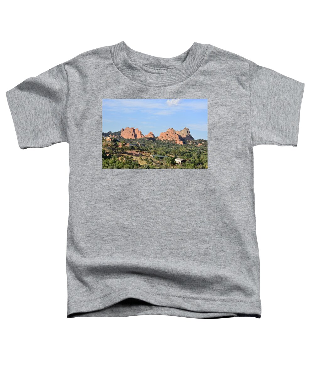 Garden Of The Gods Toddler T-Shirt featuring the photograph Garden of the Gods Side View by Clarice Lakota