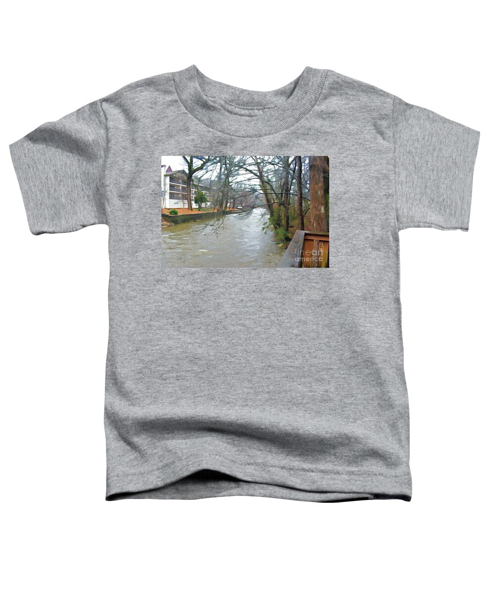 Helen Georgia Toddler T-Shirt featuring the photograph Inns on the Chattahoochee River by Roberta Byram