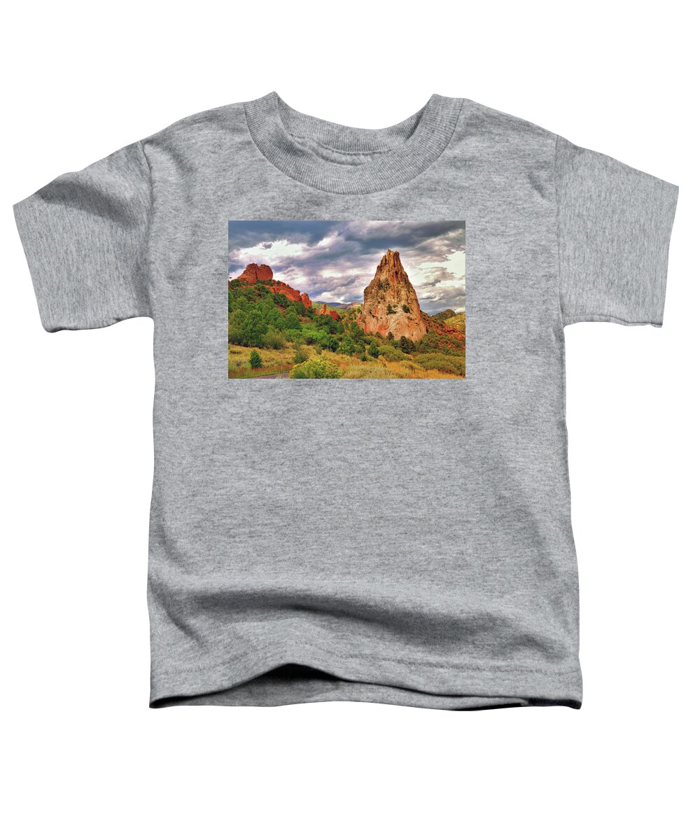 Colorado Toddler T-Shirt featuring the photograph Red and White Sandstones in the Garden of the Gods in Colorado by Ola Allen
