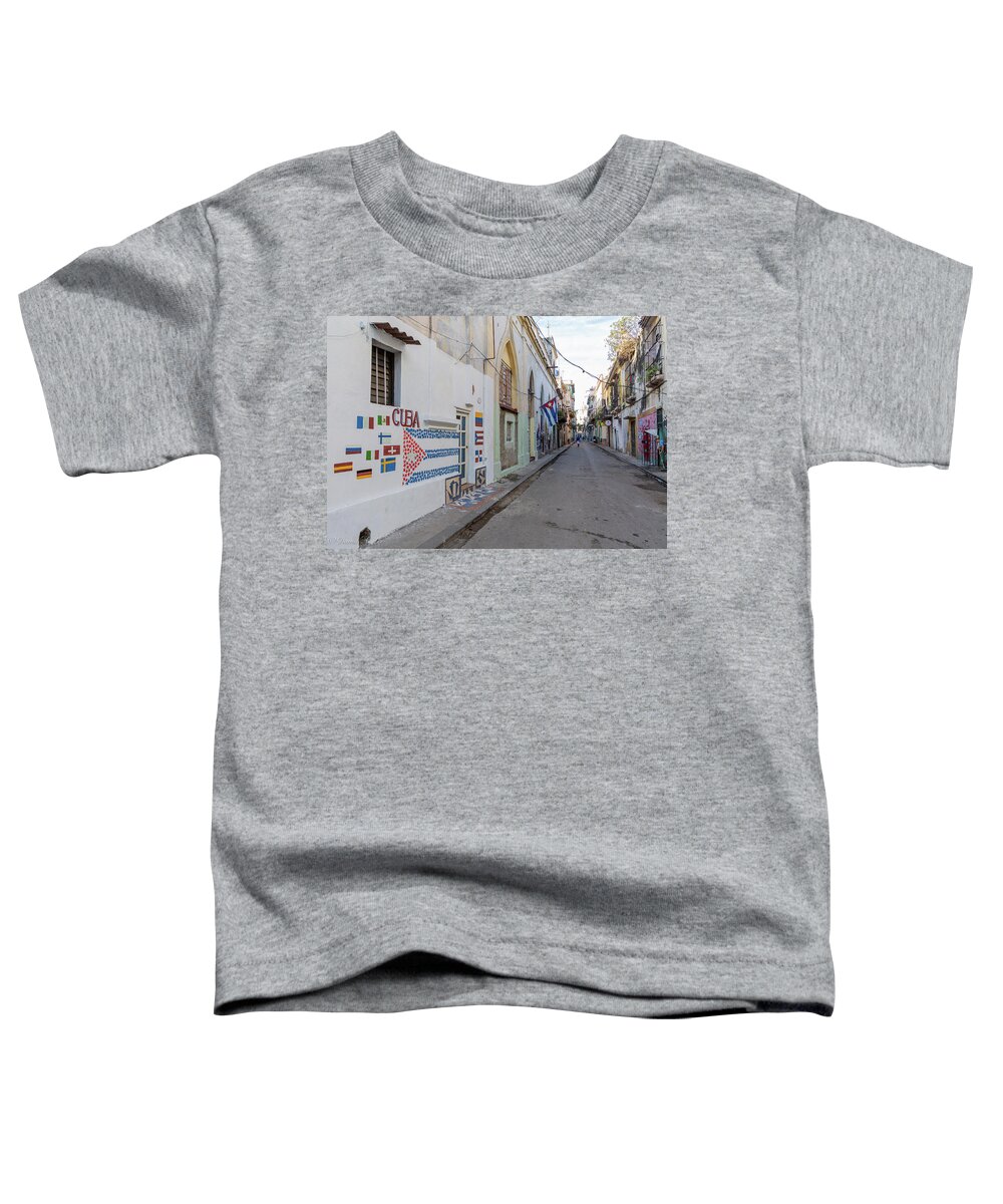 Cuba Toddler T-Shirt featuring the photograph Street in Havana by David Lee