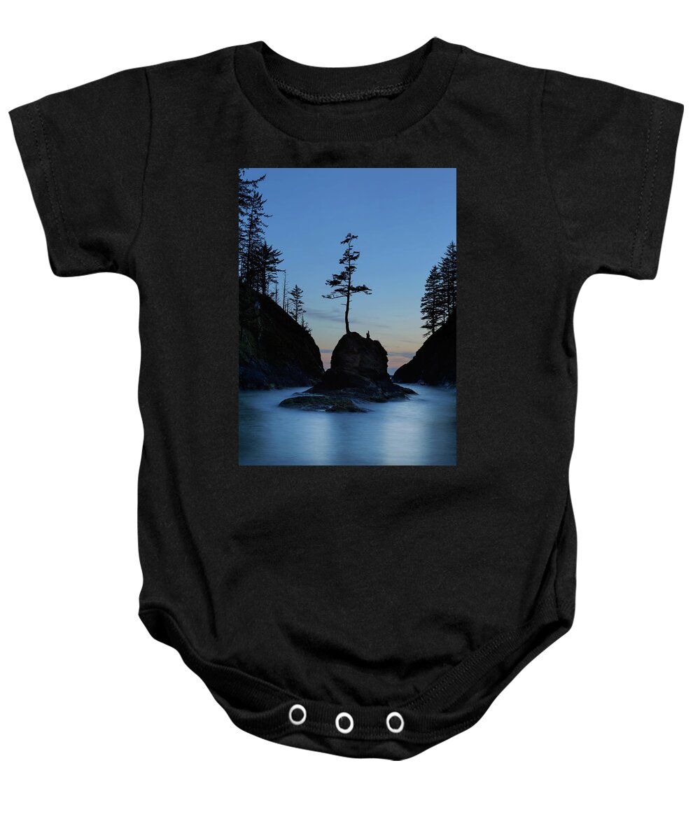 Deadmans Baby Onesie featuring the photograph Deadman's Cove at Cape Disappointment at Twilight by David Gn