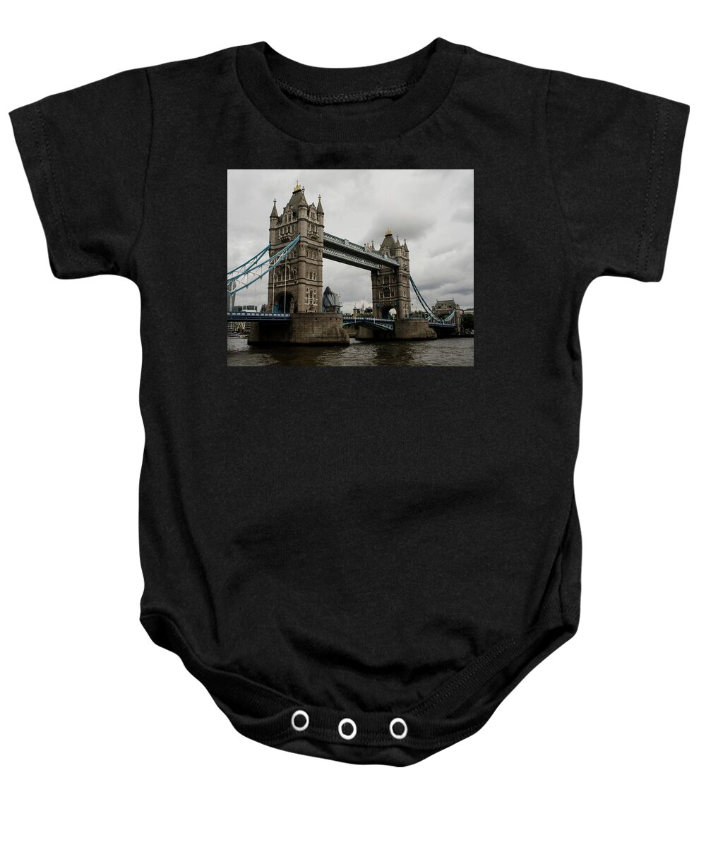 Winterpacht Baby Onesie featuring the photograph London by Miguel Winterpacht