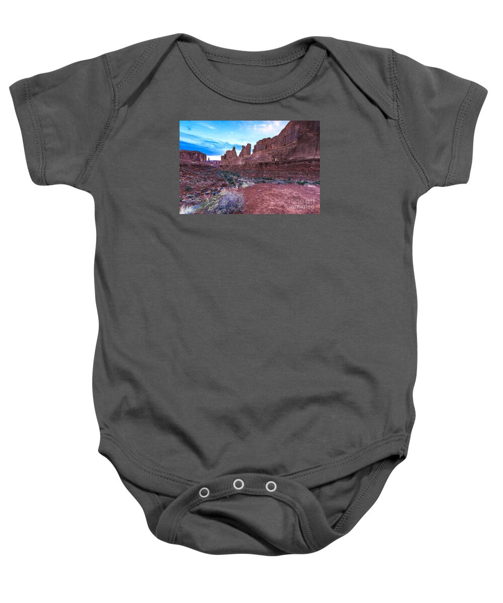 Arches Baby Onesie featuring the photograph Arches Park Avenue by Ben Graham