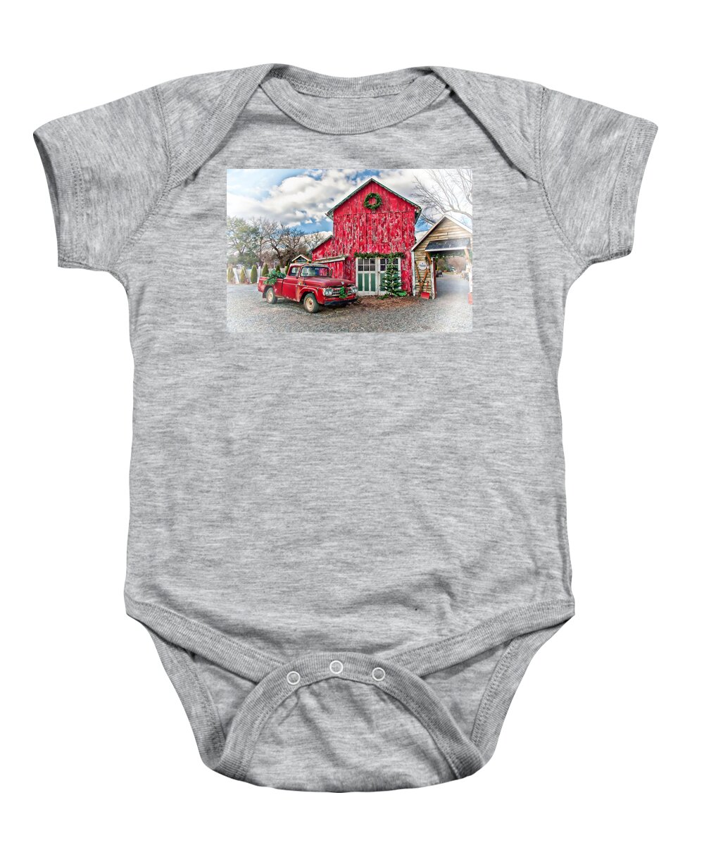Photo Designs By Suzanne Stout Baby Onesie featuring the photograph Christmas in Lucketts by Suzanne Stout