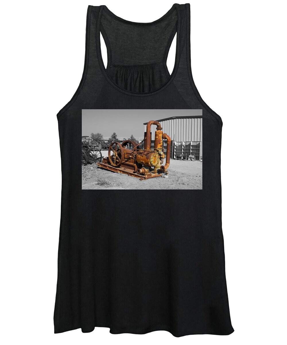 Garder Denver Pump Women's Tank Top featuring the photograph Retired Petroleum Pump #1 by Richard J Cassato