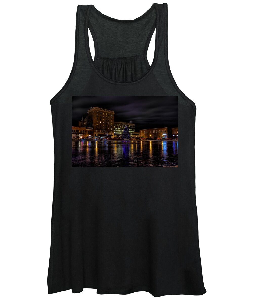 Wausau Women's Tank Top featuring the photograph Wausau After Dark at Christmas by Dale Kauzlaric