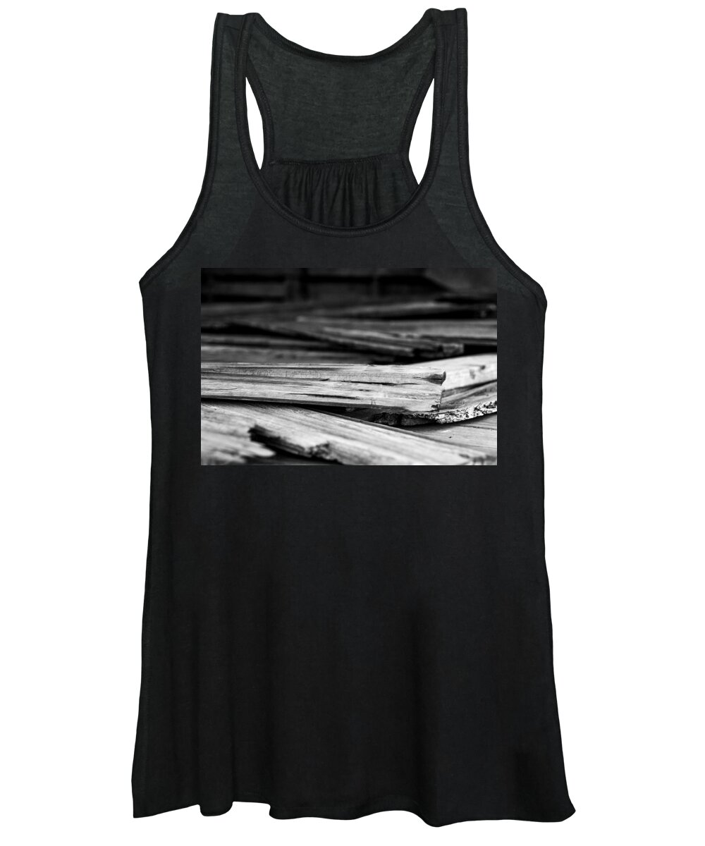 Wood Women's Tank Top featuring the photograph Against the Grain by Jeff Mize