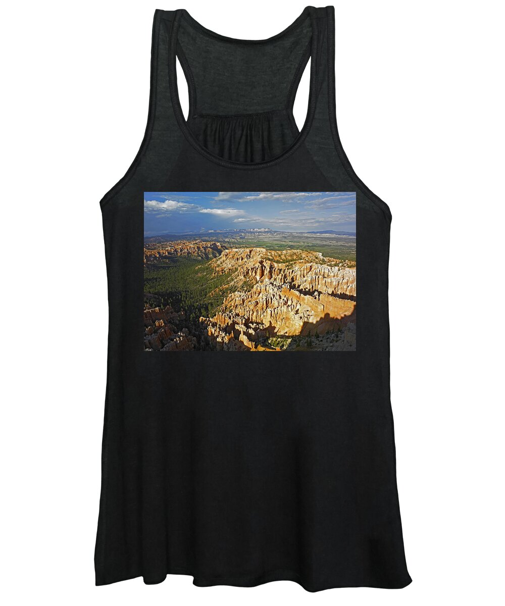 Feb0514 Women's Tank Top featuring the photograph Bryce Canyon Np From Bryce Point Utah by Tim Fitzharris