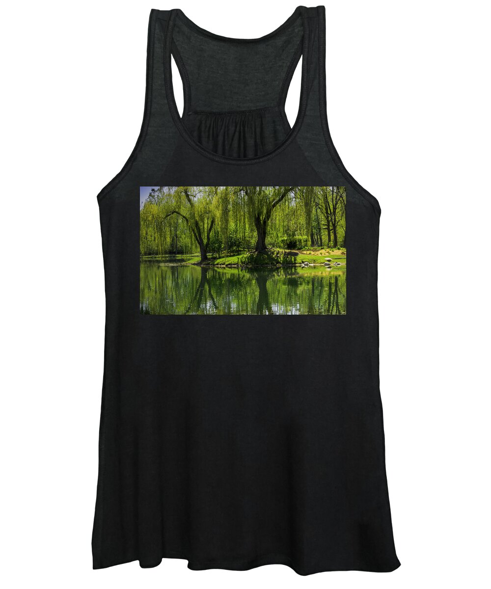 Usa Women's Tank Top featuring the photograph Willows weep into their reflection by LeeAnn McLaneGoetz McLaneGoetzStudioLLCcom