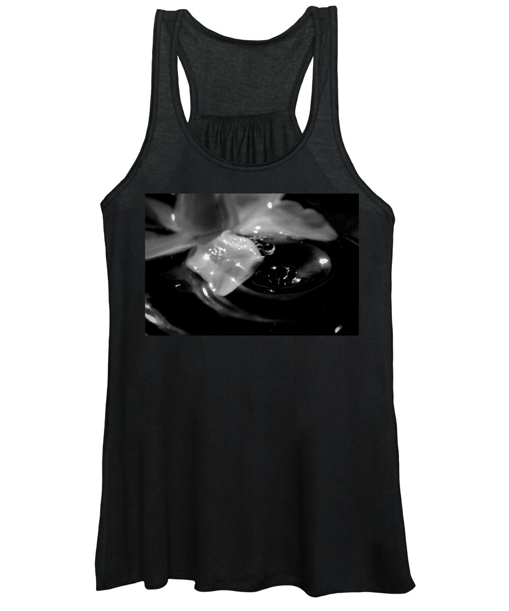 Flower Women's Tank Top featuring the photograph Gardenia by David Weeks
