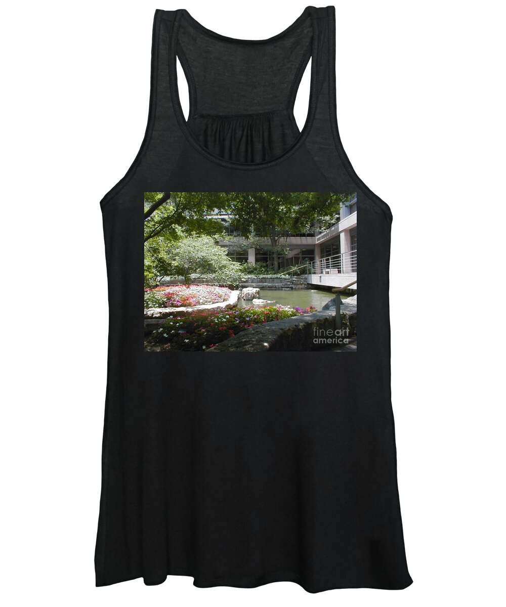 Courtyards Women's Tank Top featuring the photograph Inner Courtyard by Vonda Lawson-Rosa