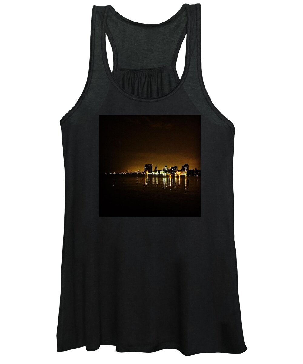 City Women's Tank Top featuring the photograph Chi-town by Haley Church