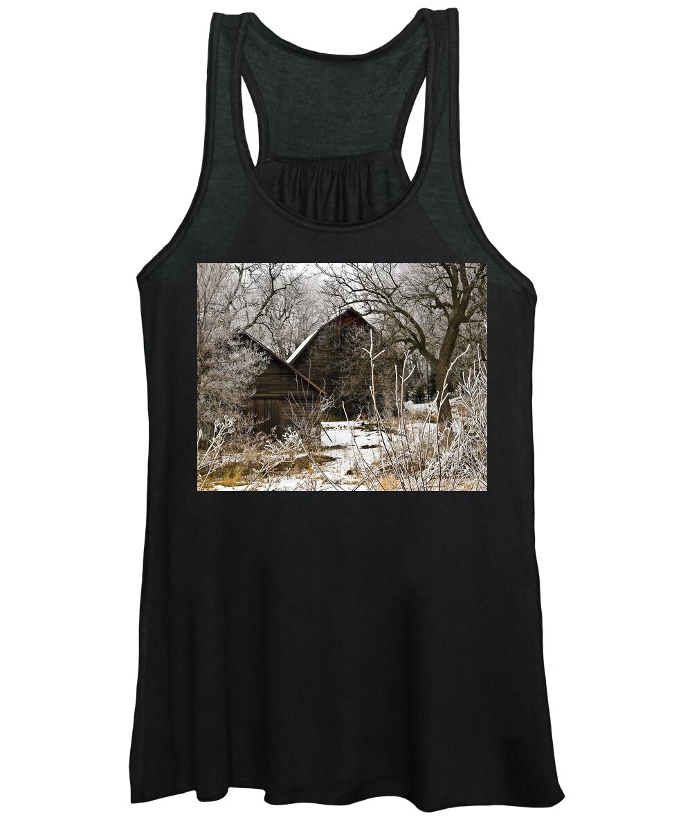 Barns Women's Tank Top featuring the photograph Days Gone Bye by Ed Peterson