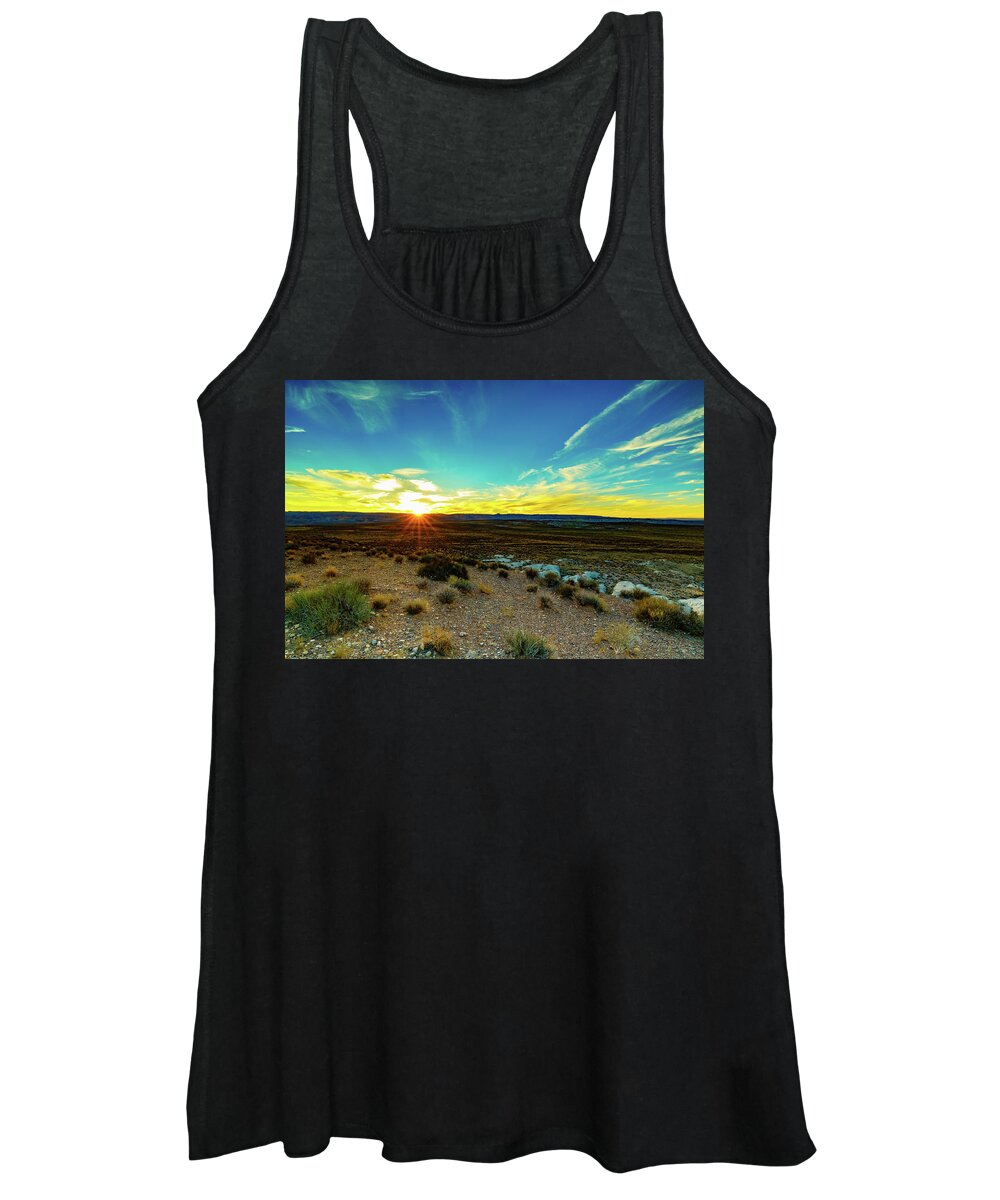 Usa Women's Tank Top featuring the photograph Utah Desert Sunset by Raul Rodriguez