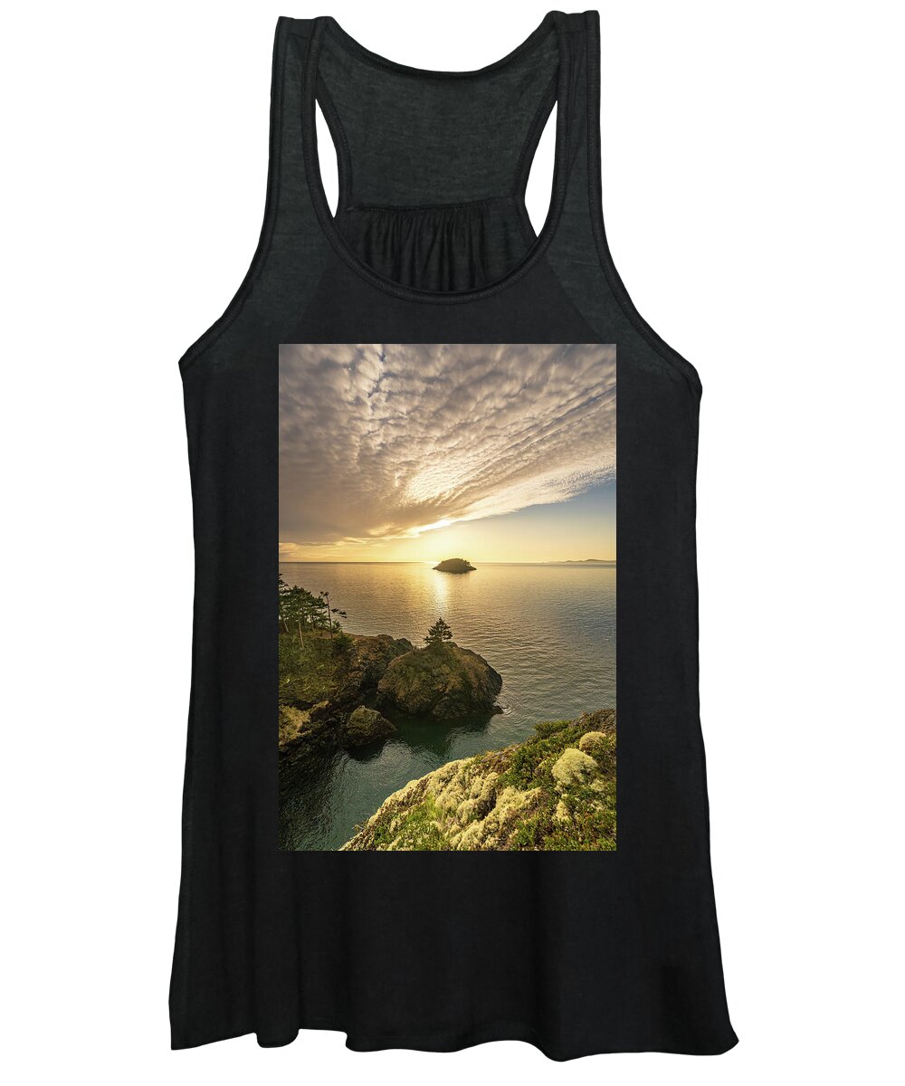 Sunset Women's Tank Top featuring the photograph Sunset above Deception Isl. by Gary Skiff
