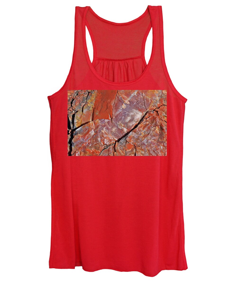 Arizona Women's Tank Top featuring the photograph A Slice of Time by Gary Kaylor