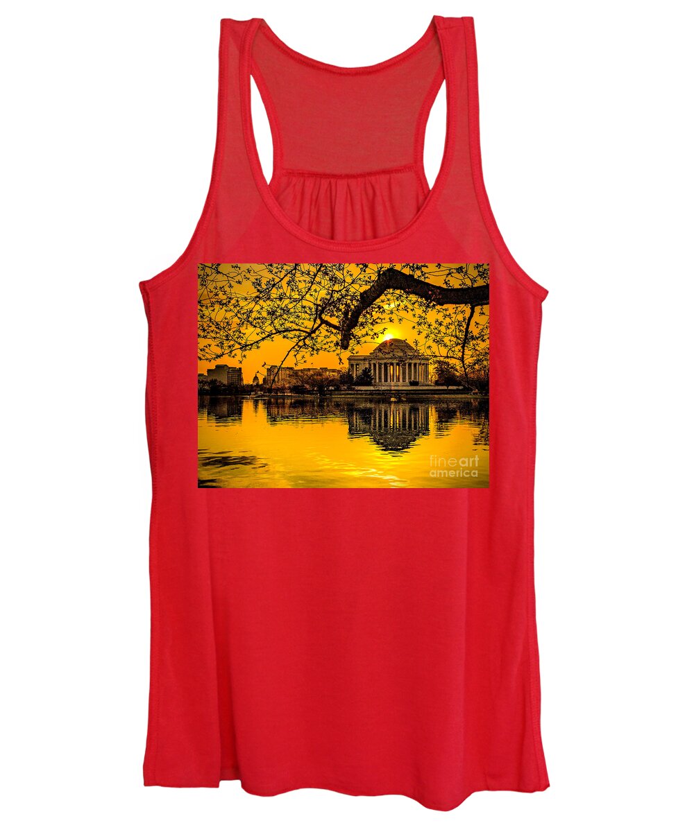 Jefferson Memorial Women's Tank Top featuring the photograph Dawn at the Jefferson Memorial by Nick Zelinsky Jr