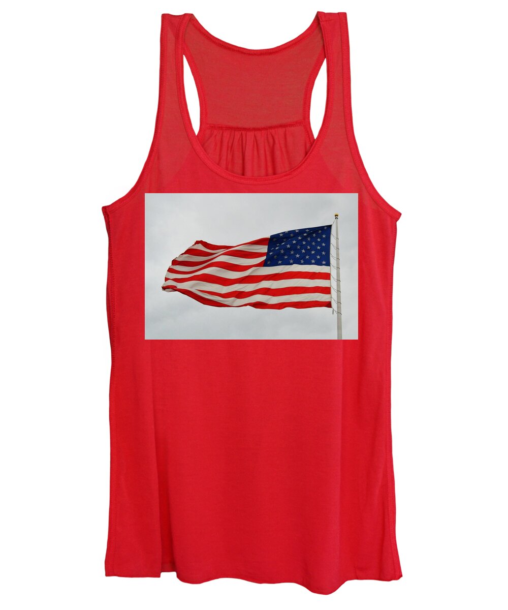 Flags Women's Tank Top featuring the photograph Sign of Freedom by Charles HALL