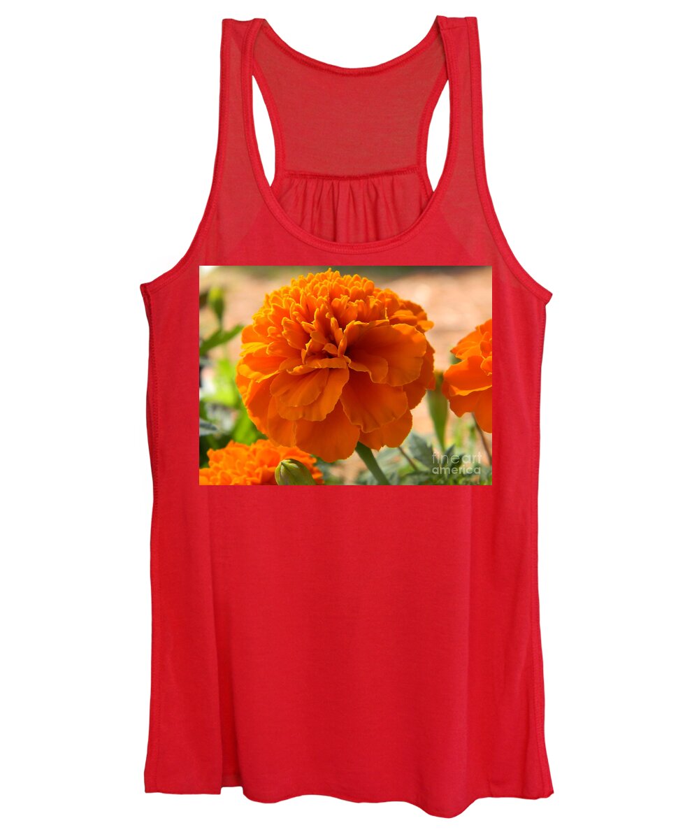 Flower Women's Tank Top featuring the photograph The Last Marigold by Leslie Revels