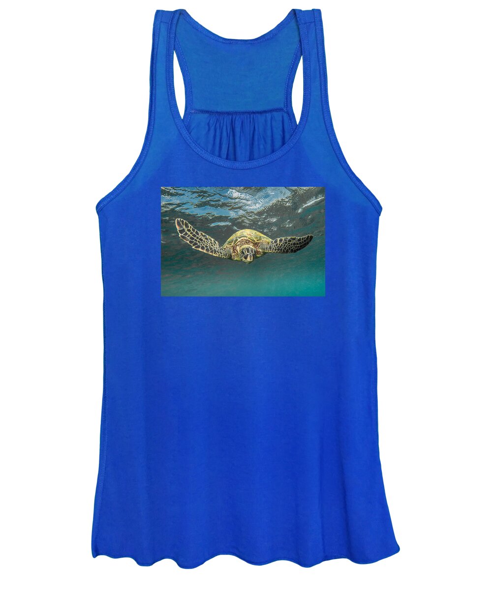 Sea Turtle Women's Tank Top featuring the photograph Eye Contact by Leonardo Dale