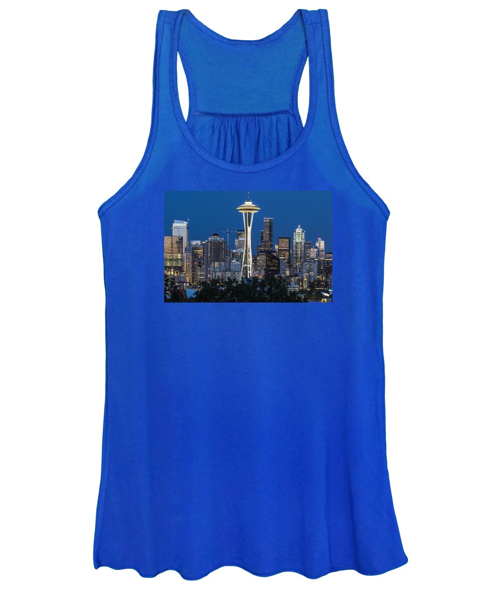 Seattle Women's Tank Top featuring the photograph Kerry Park Space Needle in the City by Matt McDonald