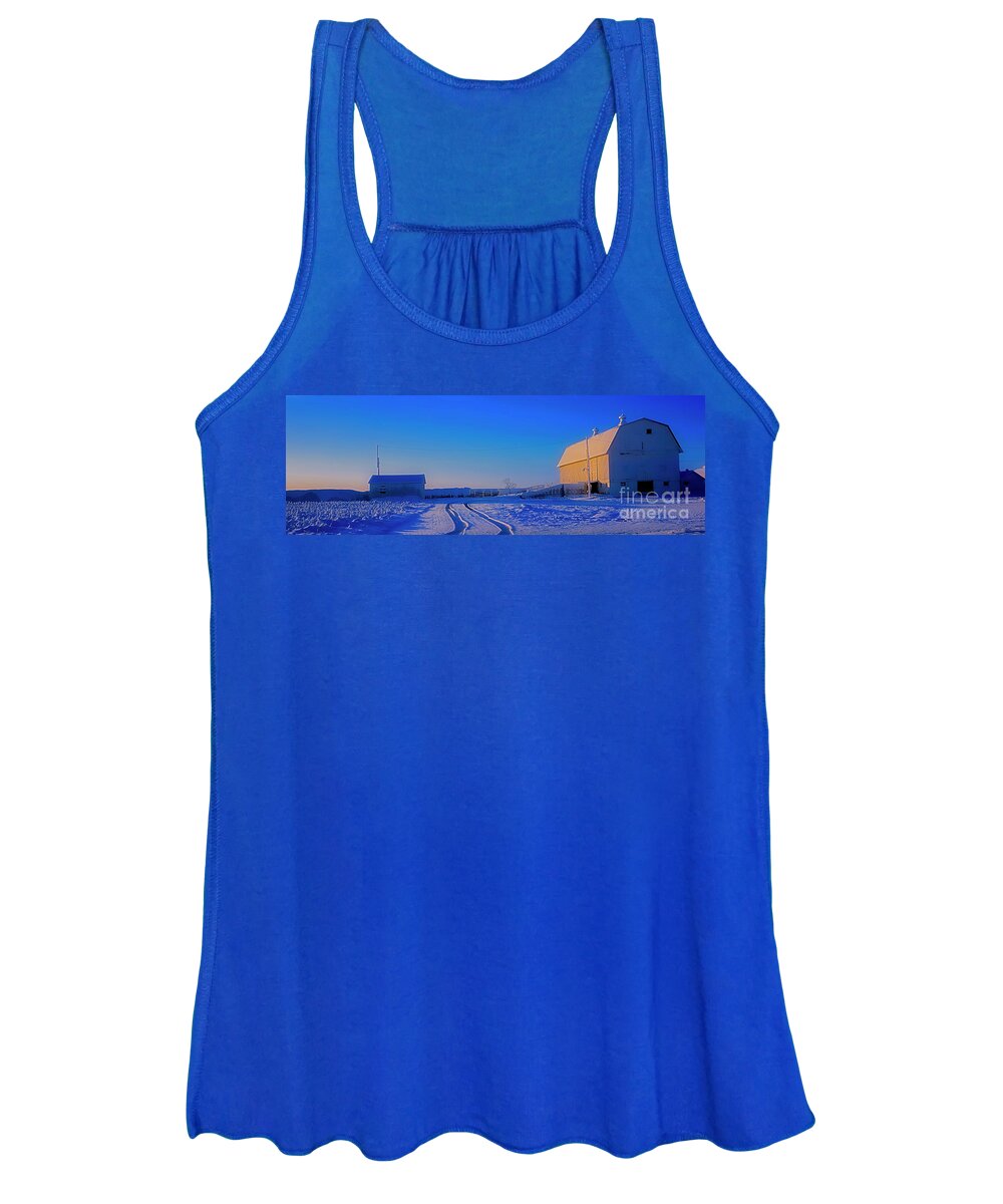 Mchenry Women's Tank Top featuring the photograph McHenry Barn Union by Tom Jelen