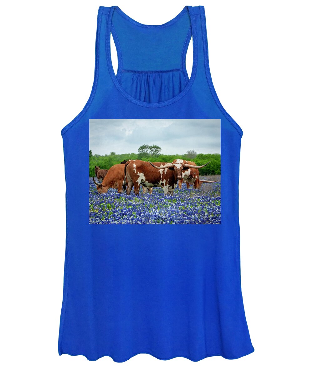 Longhorn Women's Tank Top featuring the photograph Mr. T and the Crew by Linda Lee Hall