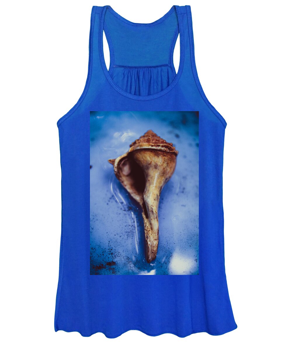 Seashell Women's Tank Top featuring the photograph Seashell in a Pool by W Craig Photography