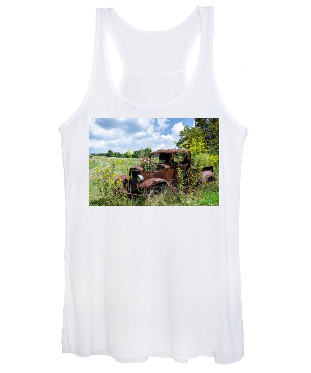 Rusty Truck Women's Tank Top featuring the photograph Recycled Planter by Georgette Grossman