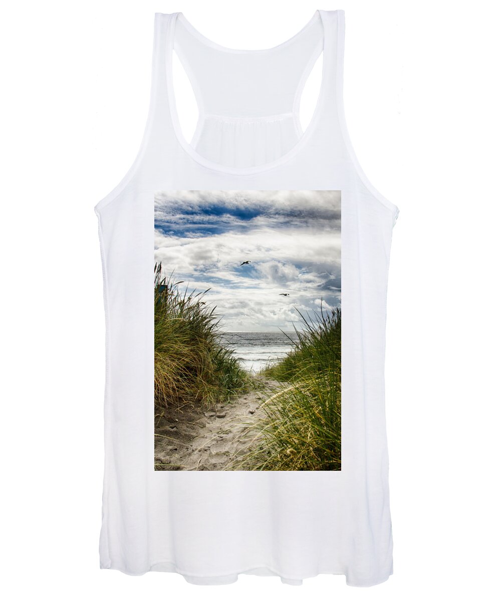 Or Women's Tank Top featuring the photograph To the Beach by Jayme Spoolstra