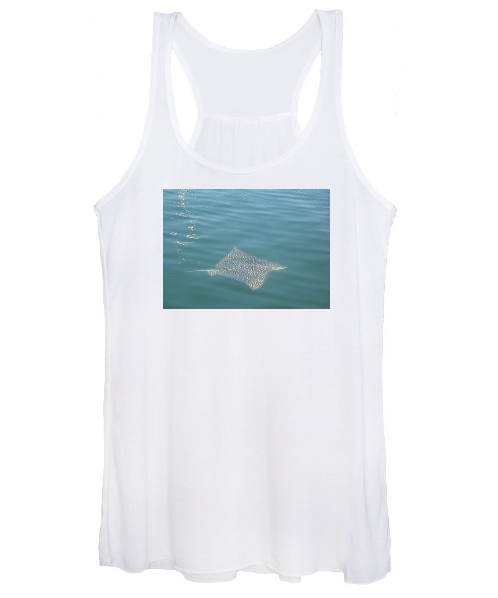 Florida Women's Tank Top featuring the photograph Key Largo Ray by Lin Grosvenor